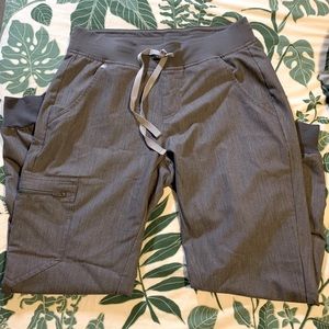 Grey Figs Petite Scrub Joggers!